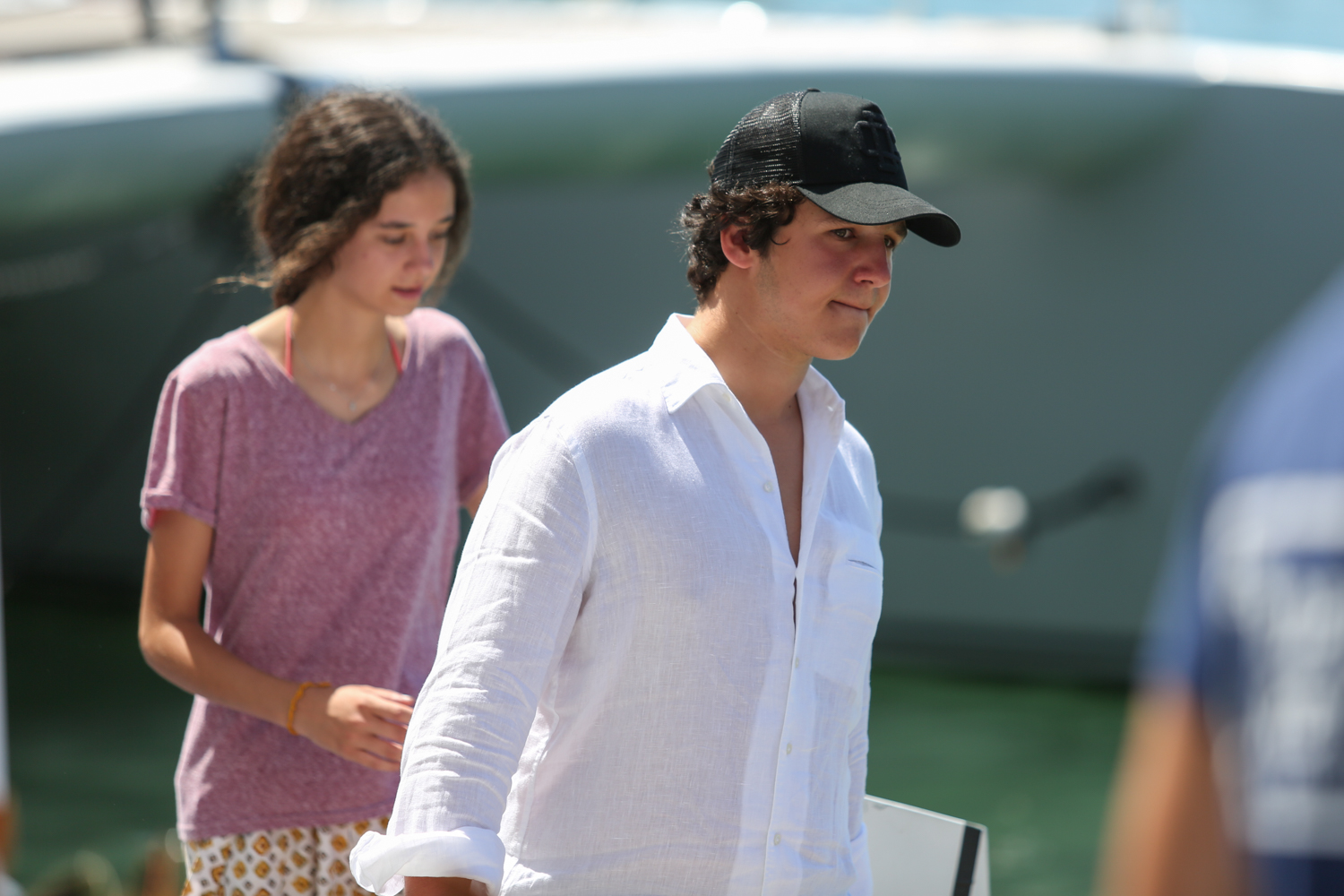 Felipe VI recibe una visita inesperada de sus sobrinos Froilan y Victoria Federica 3 JFOS9614
