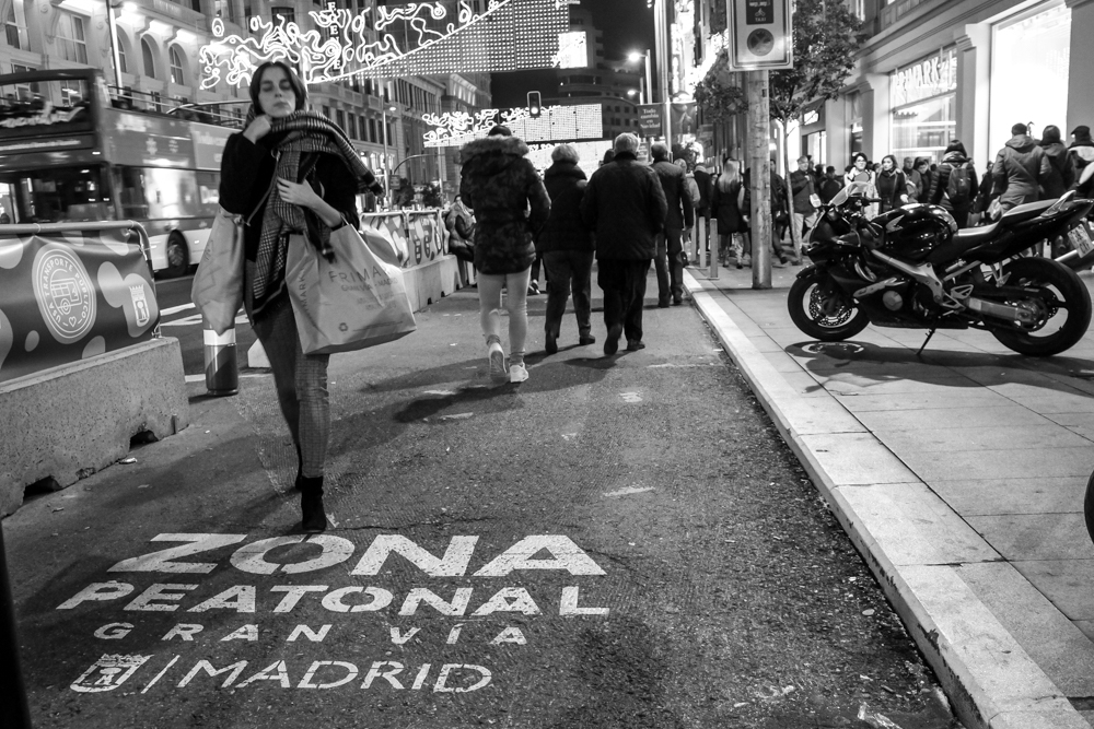 Seis de cada diez personas que pasean por Gran Vía acaban comprando en sus tiendas 1 Getafe y Madrid 156