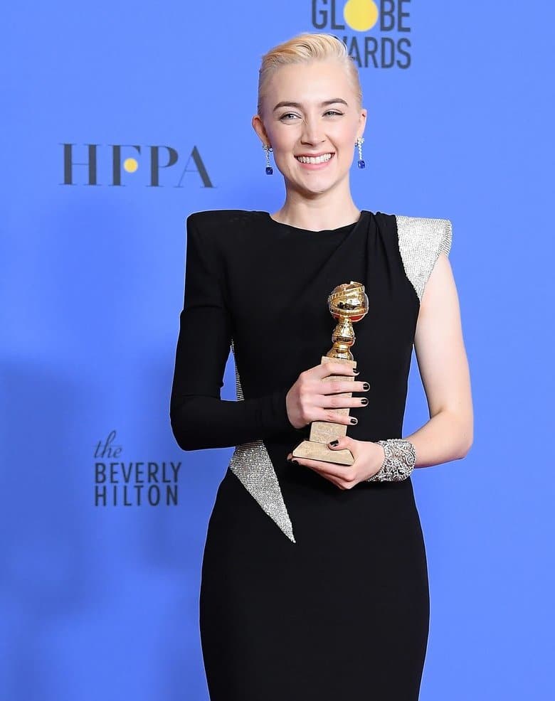 Cinco actrices y estilos en busca de un Oscar 34 Saoirse Ronan Globos de Oro 2018