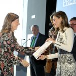 Su Majestad la Reina entrega los galardones del Premio a la Acción Magistral 2017 3 reina fad premios accion magistral 20171218 09