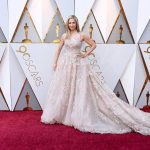 La alfombra roja de los Oscar 29 Mira Sorvino