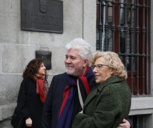 Almodóvar y Raphael ya son Hijos Adoptivos de Madrid 10 Gal ManuelaCarmenaHijosAdoptivos 2 1189x1000 1