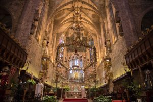 Misa Catedral y Cafeterias Palma Covid19 14