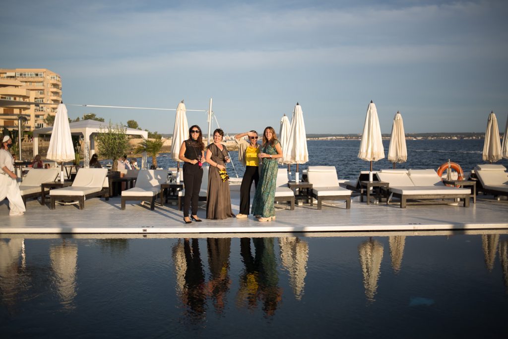 Mercedes Puro Beach 67