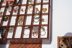 Slow Summer Market Nivia 33
