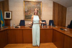 Estefania Gonzalvo Vara de mando Andratx 297