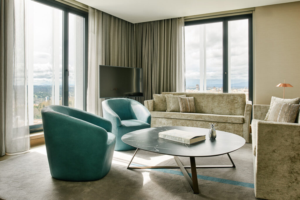 VP Plaza Espana Design 104