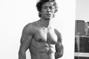 Jeremy Allen White 3