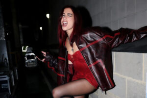 Dua Lipa 4