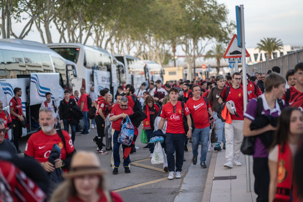 Mallorquinistas se van a la final de Copa en Barco 30