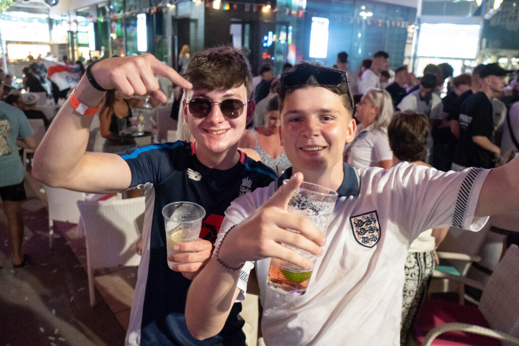 Partido Eurocopa Inglaterra Magaluf 493