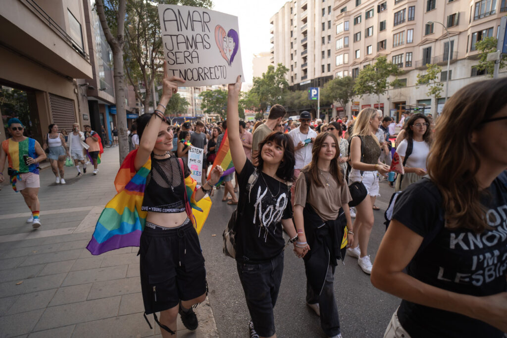 Manifestacion LGTBI Dia del orgullo 382
