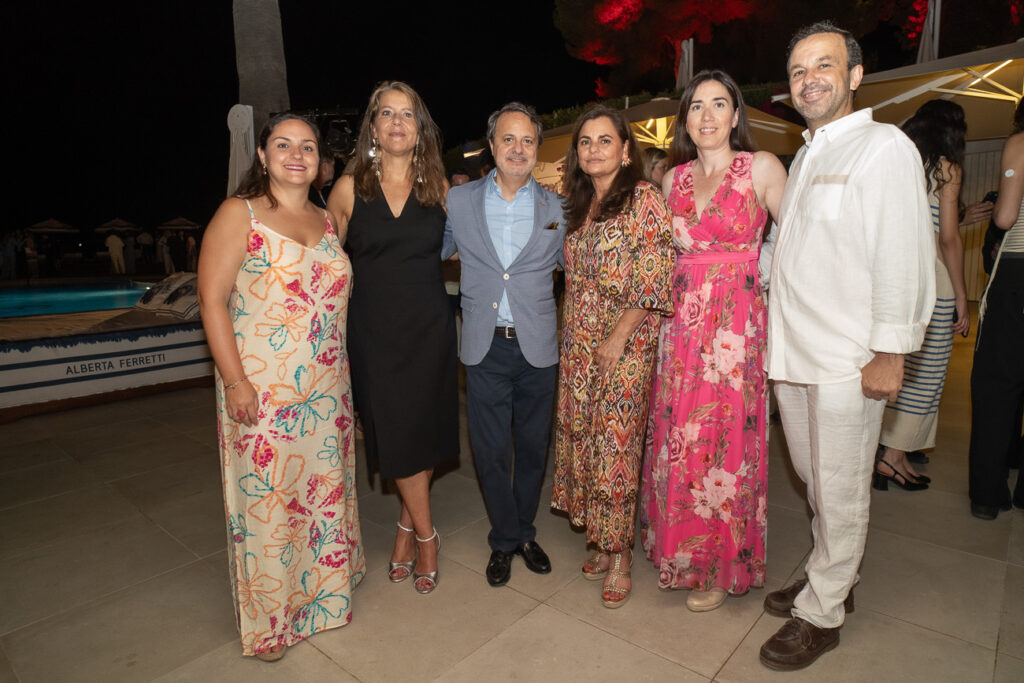 Inauguracion de Bombon by Alberta Ferretti 490