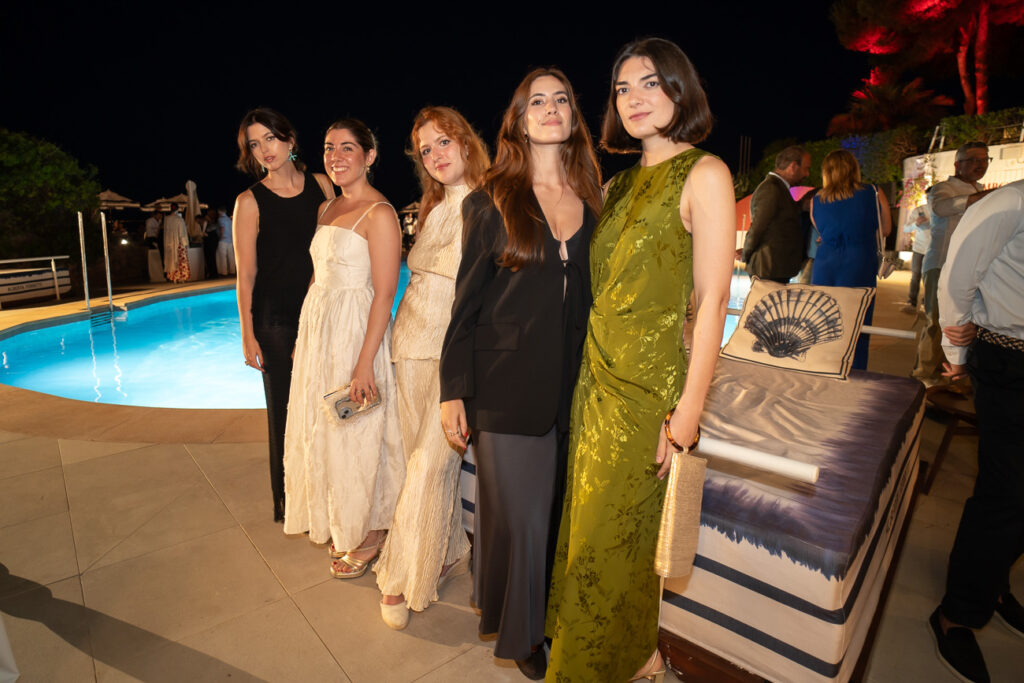 Inauguracion de Bombon by Alberta Ferretti 353