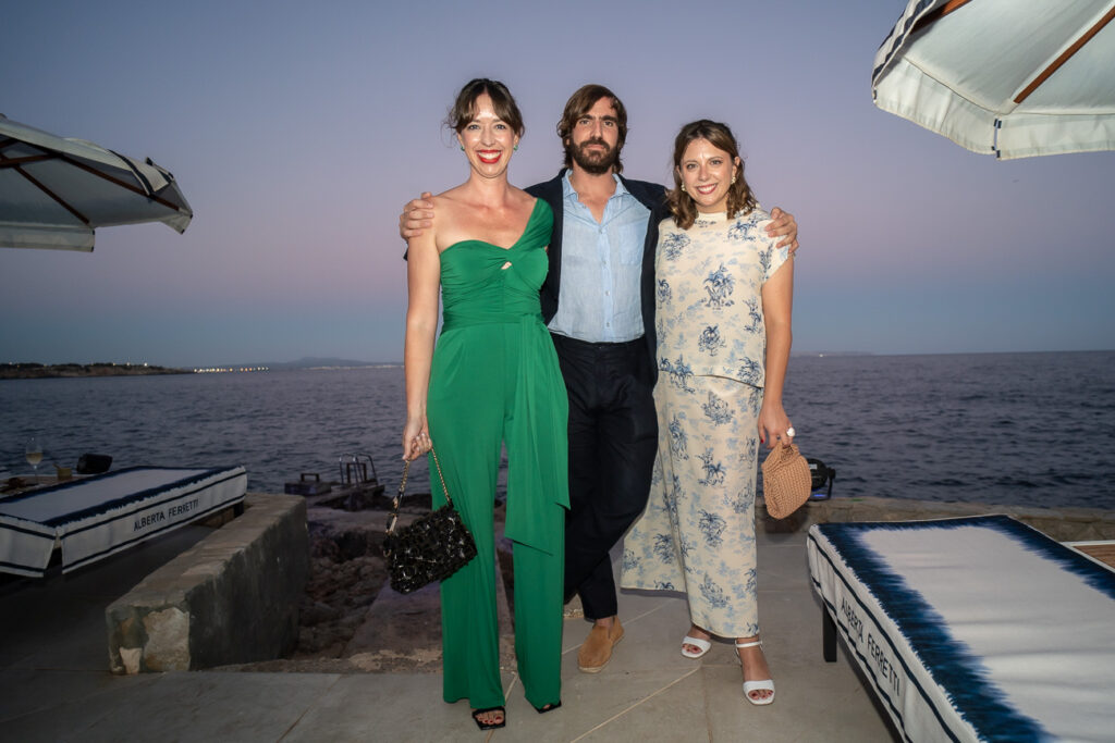 Inauguracion de Bombon by Alberta Ferretti 232