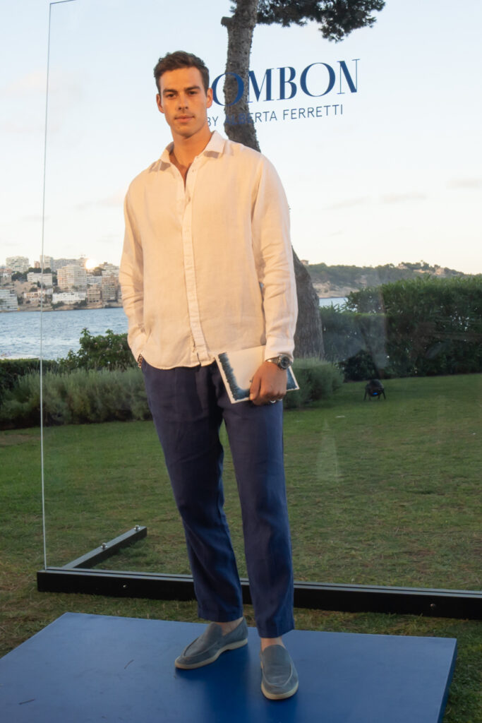 Inauguracion de Bombon by Alberta Ferretti 104