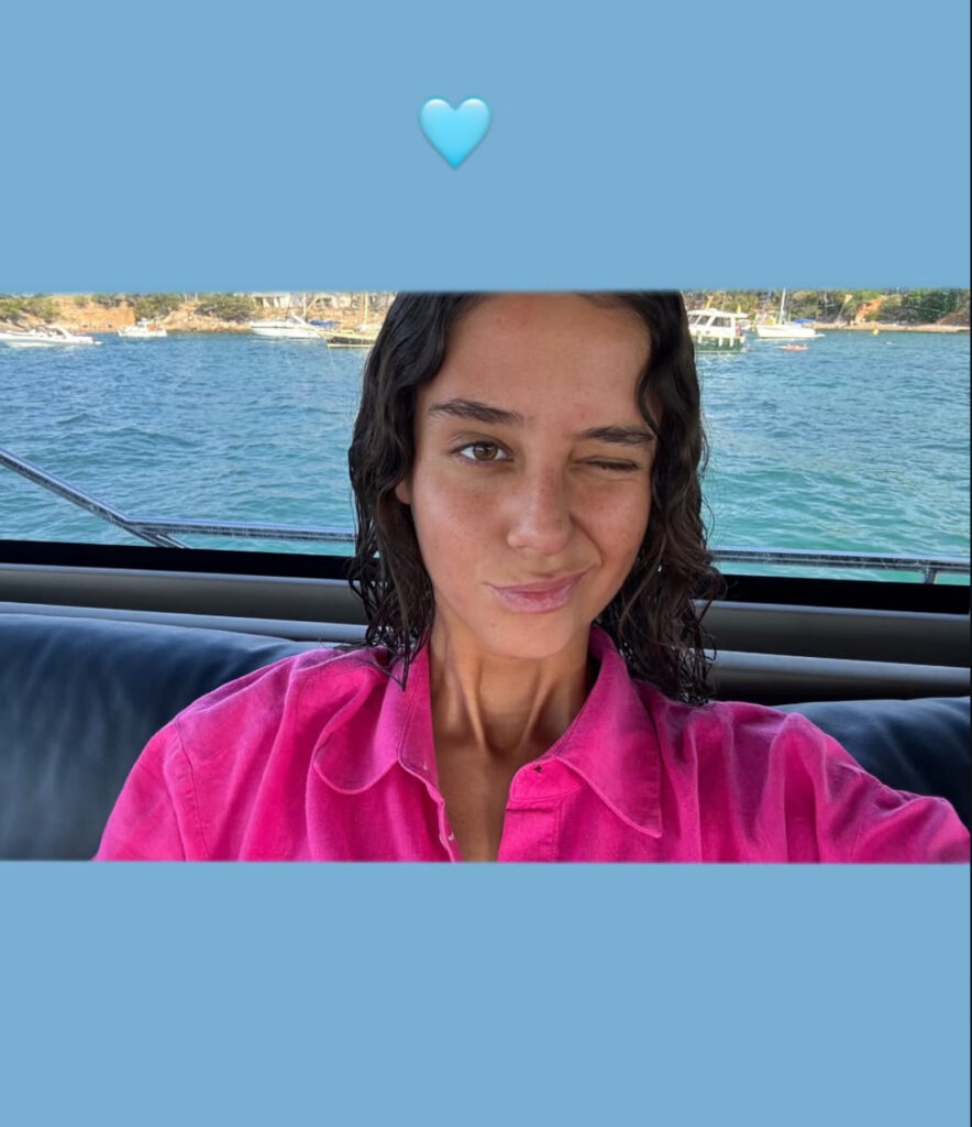 Victoria Federica inaugura el verano en Mallorca con su inconfundible estilo relajado 3 Victoria de Marichalar 1
