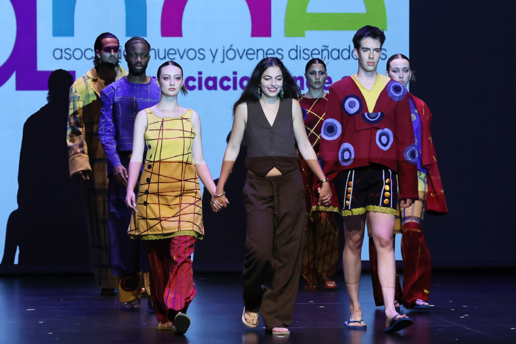 Desfile ANDE Alvaro Maldonado 25
