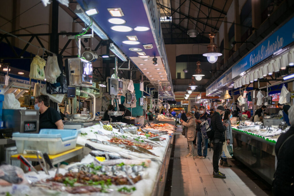 Mercados de Palma: así se disfruta el Olivar y Santa Catalina como un local 4 Mercat del Olivar 312
