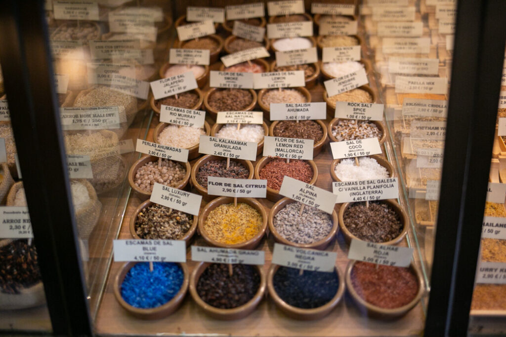 Mercados de Palma: así se disfruta el Olivar y Santa Catalina como un local 2 Mercat del Olivar 36