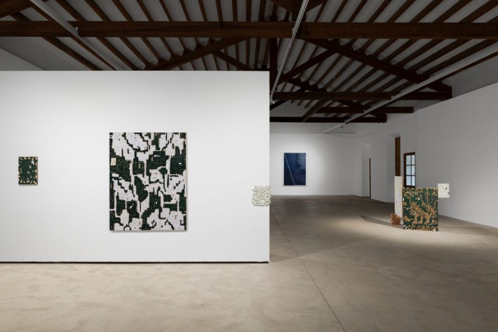 Lost in a Glance 4 Lost in a Glance