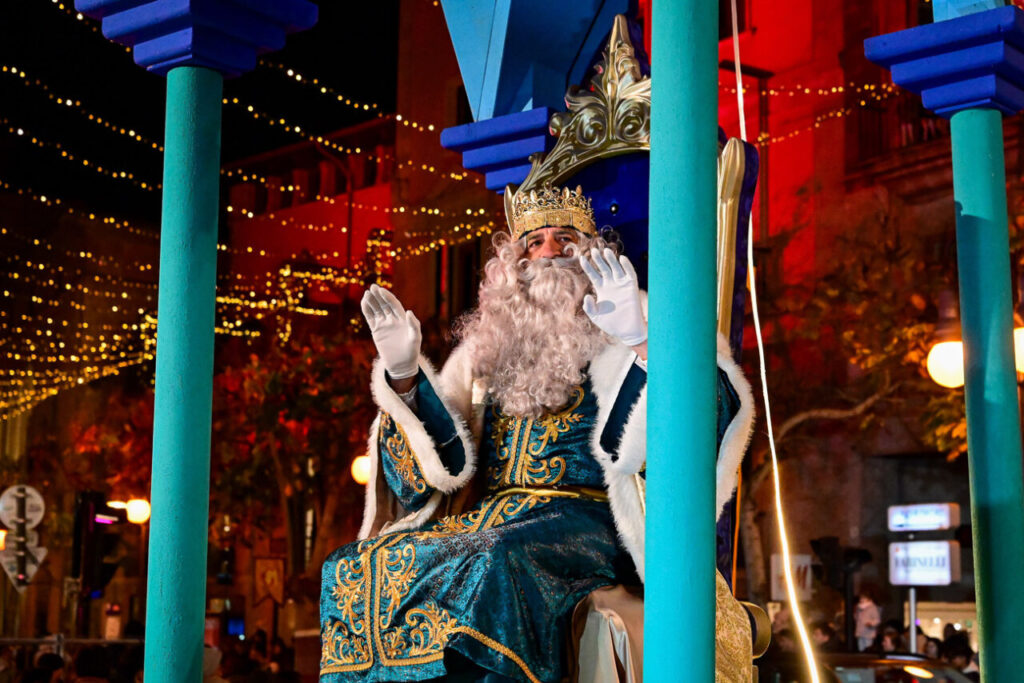 Carlos Moyá vestido como rey Gaspar en la Cabalgata de Palma