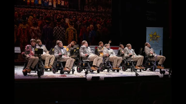 Actuación de la chirigota Stephen Hawking en el Gran Teatro Falla