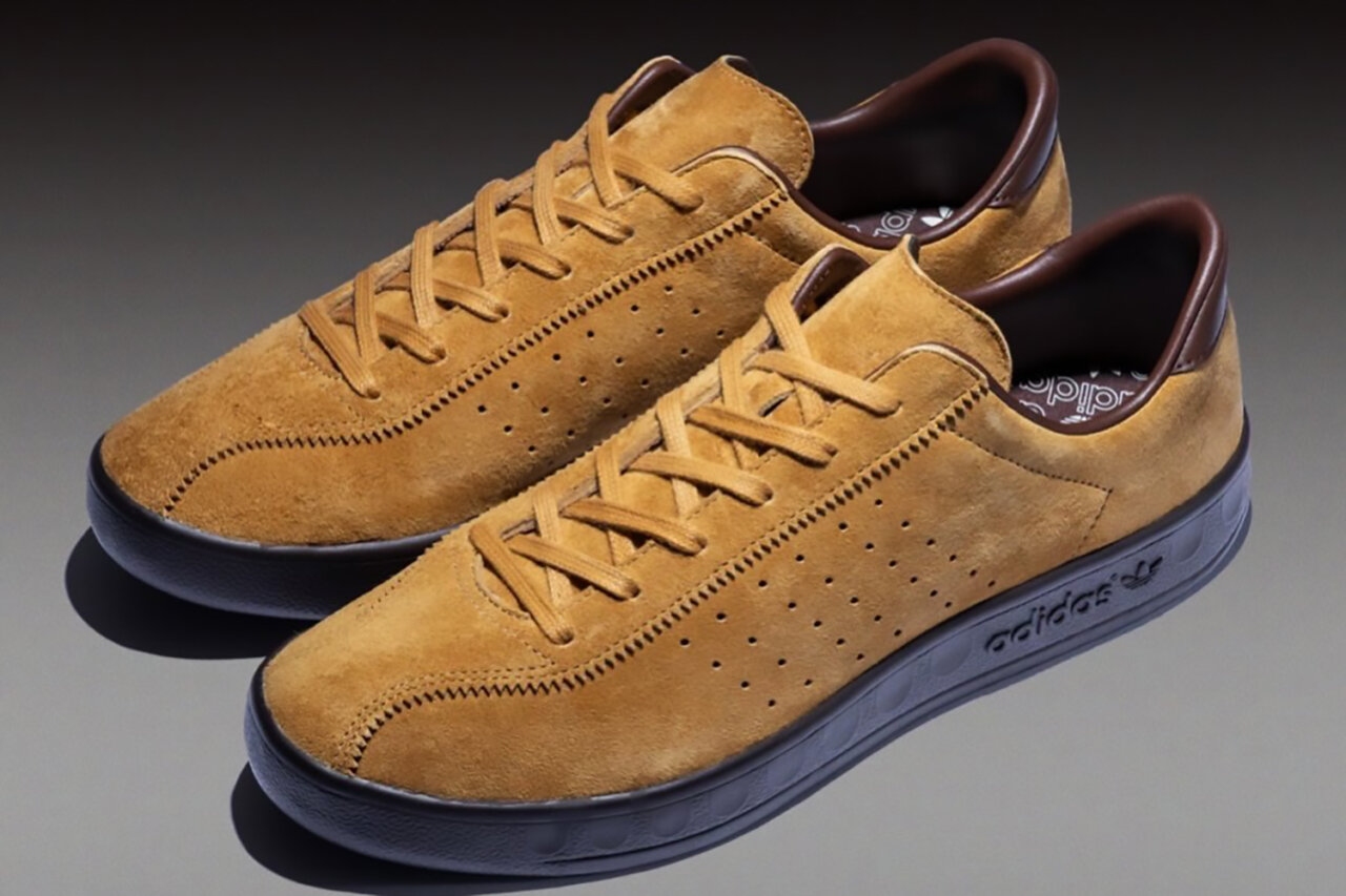 Zapatillas Adidas Mallorca de ante color castaño con suela oscura