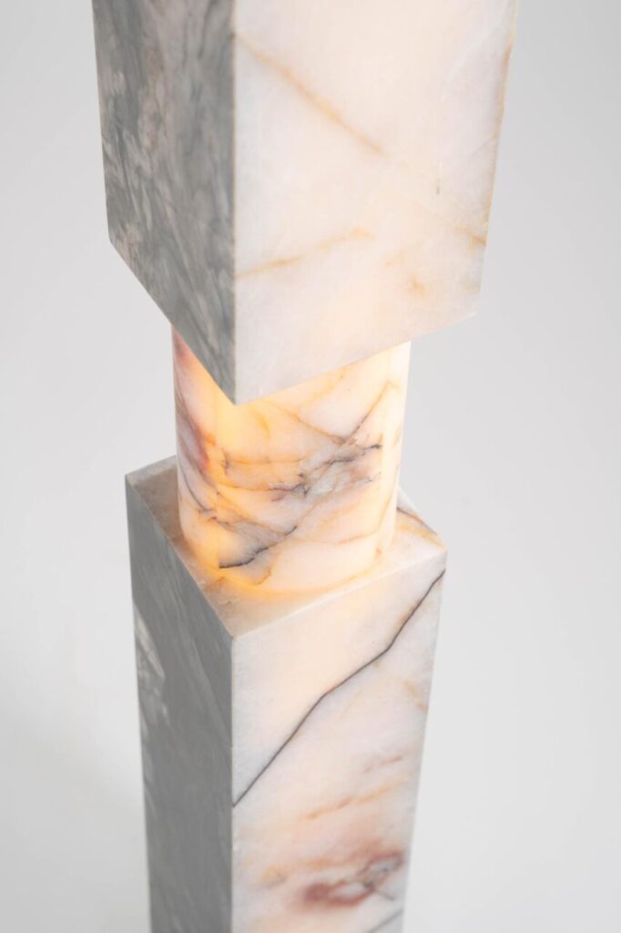 Cupa Stone X Pablo Erroz: Cuando la piedra se convierte en luz 1 Lámpara de piedra natural diseñada por Pablo Erroz con luz suave