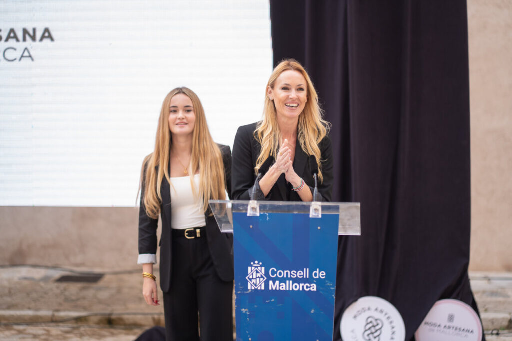 Carolina Cerezuela en evento de Moda Artesana de Mallorca