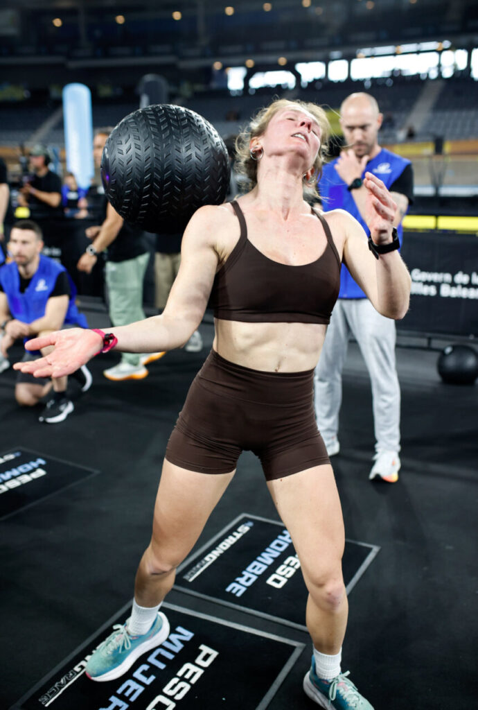 Atleta compitiendo en la Strong Race 2026 en Palma