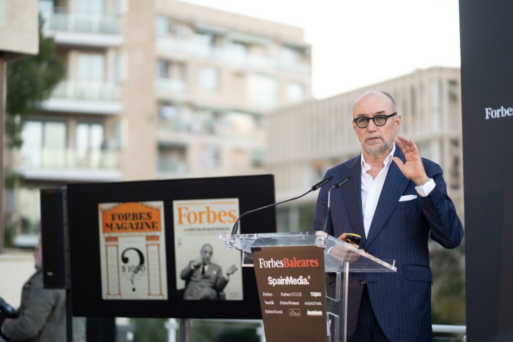 Forbes Baleares: la marca que lleva 108 años contando el poder del dinero llega a las islas 9 Presentación de Forbes Baleares en la terraza del Hotel Meliá Victoria