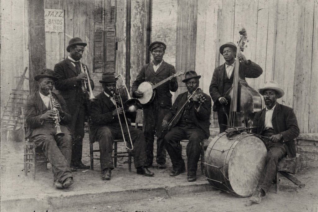 Grupo de músicos de jazz en Nueva Orleans en el siglo XIX