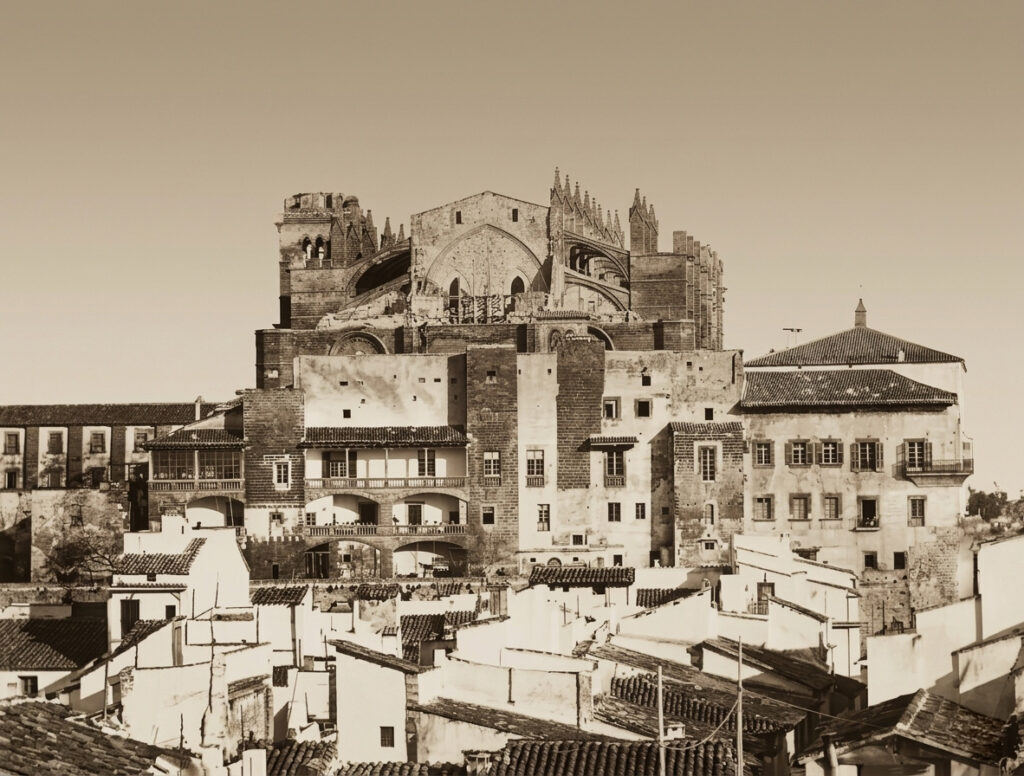 Fachada de la Seu en Palma tras el terremoto de 1851