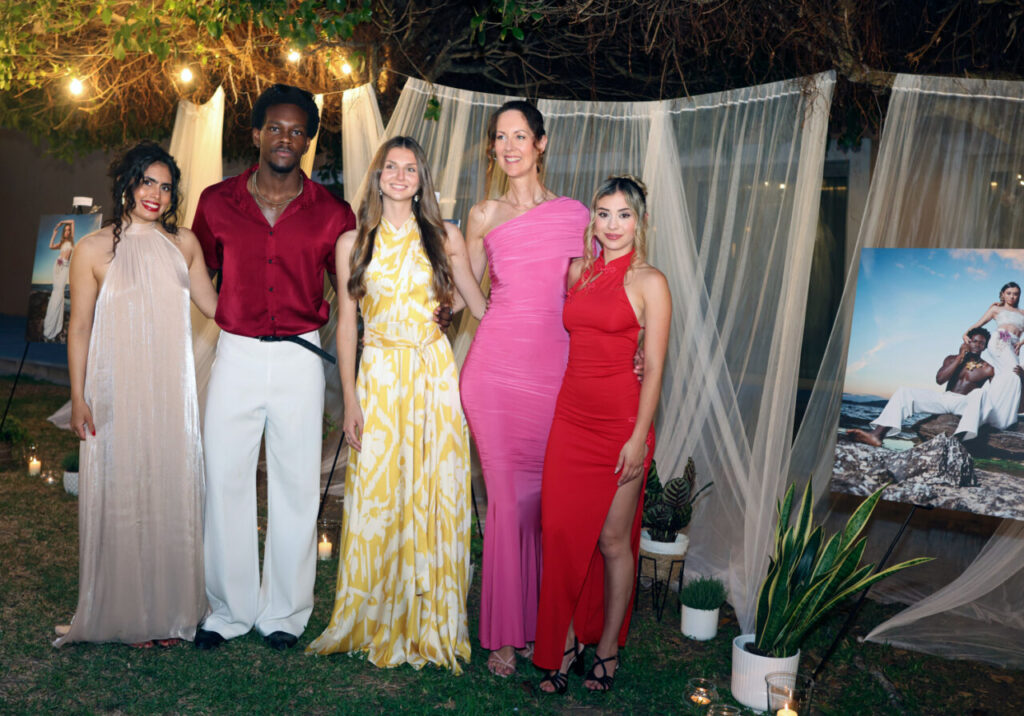 Grupo de modelos en la graduación de THALIBIS en Mallorca