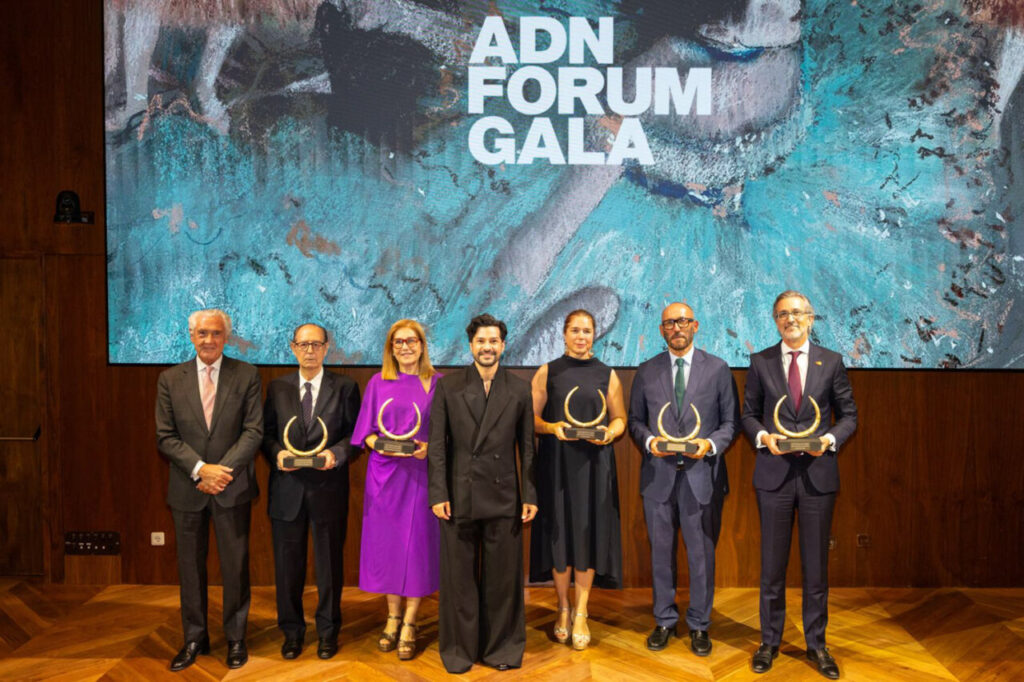 ADN Fórum: una noche donde el arte se convirtió en legado 13 Premiados en la gala ADN Fórum en el Museo Thyssen-Bornemisza