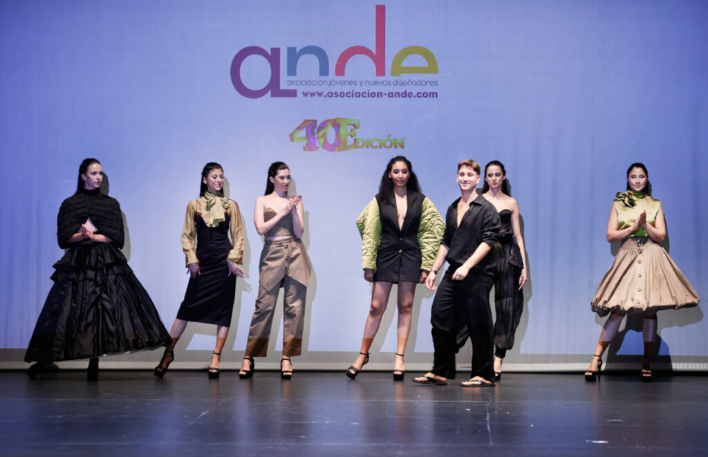 Jóvenes Diseñadores de Baleares inaugura su edición rumbo a la gala nacional 14 Modelos desfilando en la gala de la Asociación ANDE