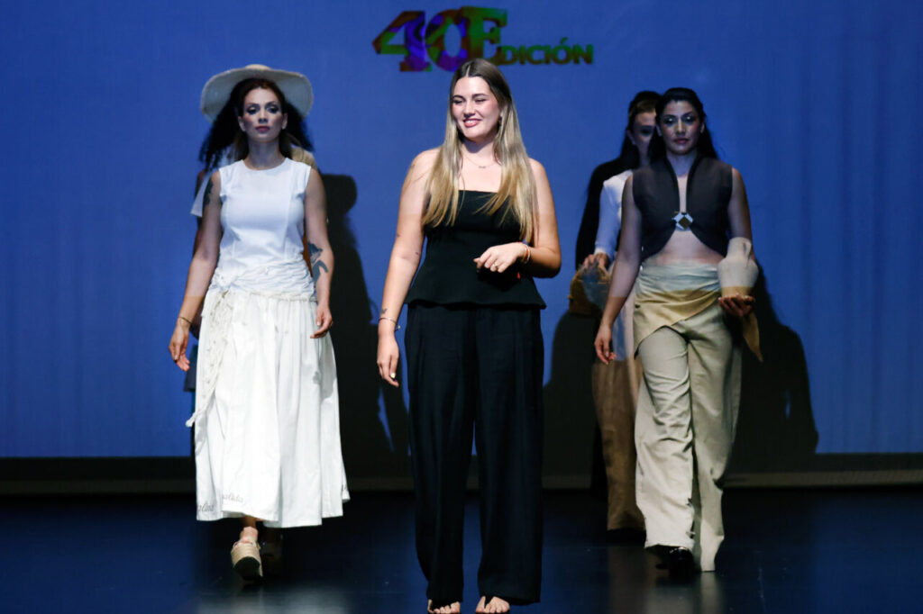 Jóvenes Diseñadores de Baleares inaugura su edición rumbo a la gala nacional 7 Modelos desfilando en la gala de la Asociación ANDE