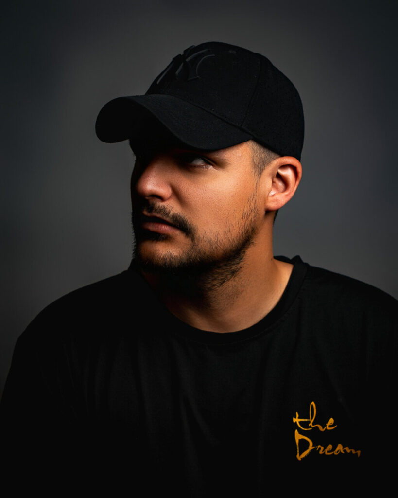 Lord of Alchemy, nominado en los MEM Awards: “La producción musical es un aprendizaje constante que nunca termina” 1 Retrato de Lord of Alchemy, un productor musical de música electrónica.
