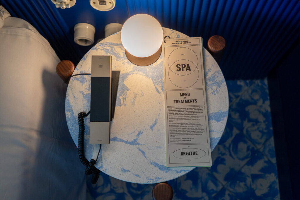 Terreno Barrio Hotel: el barrio que se hizo hotel en Palma 9 Mesa con menú de tratamientos de spa en el Terreno Barrio Hotel